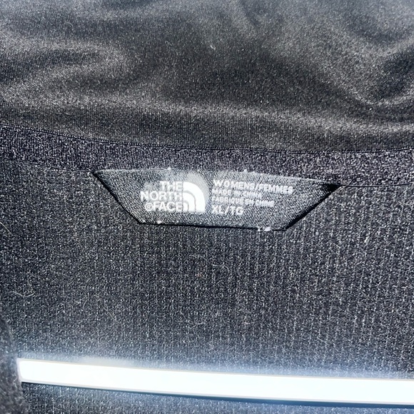 Black North Face Zip-Up Sweater - Picture 5 of 5